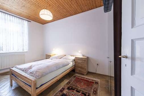 Schlafzimmer - Etagenwohnung in 81371 München mit 99m² kaufen