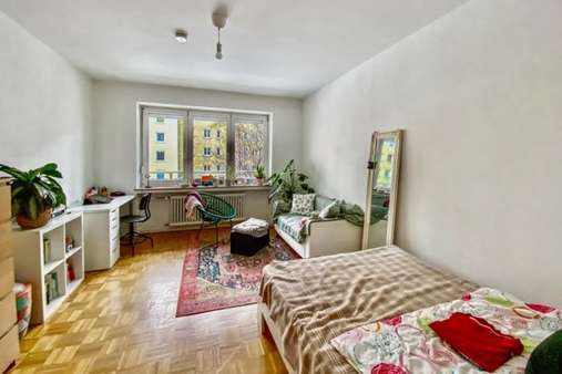 Zimmer - Etagenwohnung in 81677 München mit 81m² kaufen