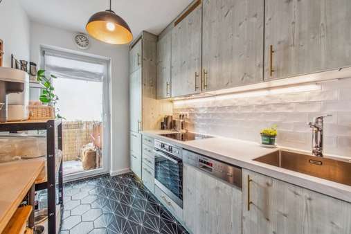 Küche - Erdgeschosswohnung in 81549 München mit 95m² kaufen