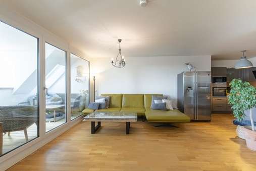 Wohnbereich - Maisonette-Wohnung in 85229 Markt Indersdorf mit 135m² kaufen