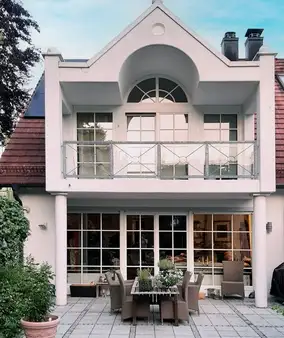 Einzigartiges Wohnen in Grünwald - Villenhälfte für Familien