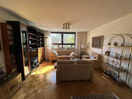Wohnbereich - Etagenwohnung in 81479 München mit 128m² mieten