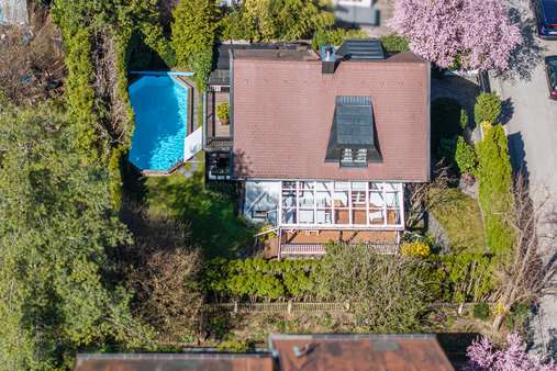 Luftaufnahme - Einfamilienhaus in 80805 München mit 146m² kaufen