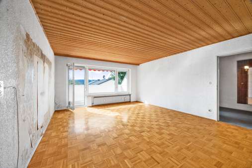 Wohn- und Esszimmer Wohn- und Esszimmer - Etagenwohnung in 85625 Glonn mit 76m² kaufen
