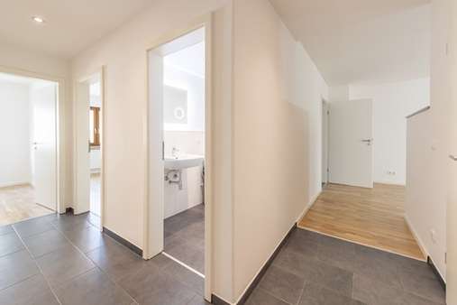 Diele - Etagenwohnung in 81373 München mit 80m² kaufen