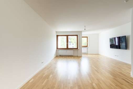 Großes Wohnzimmer - Etagenwohnung in 81373 München mit 80m² kaufen