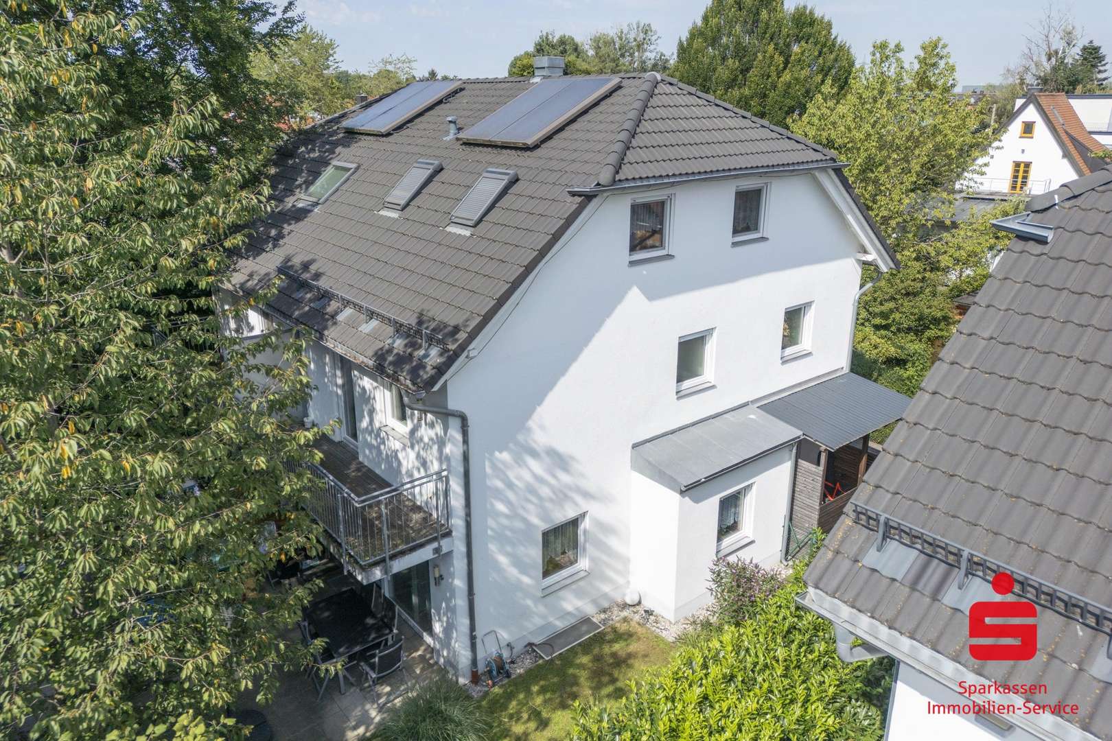Luftbild - Doppelhaushälfte in 81249 München mit 126m² kaufen