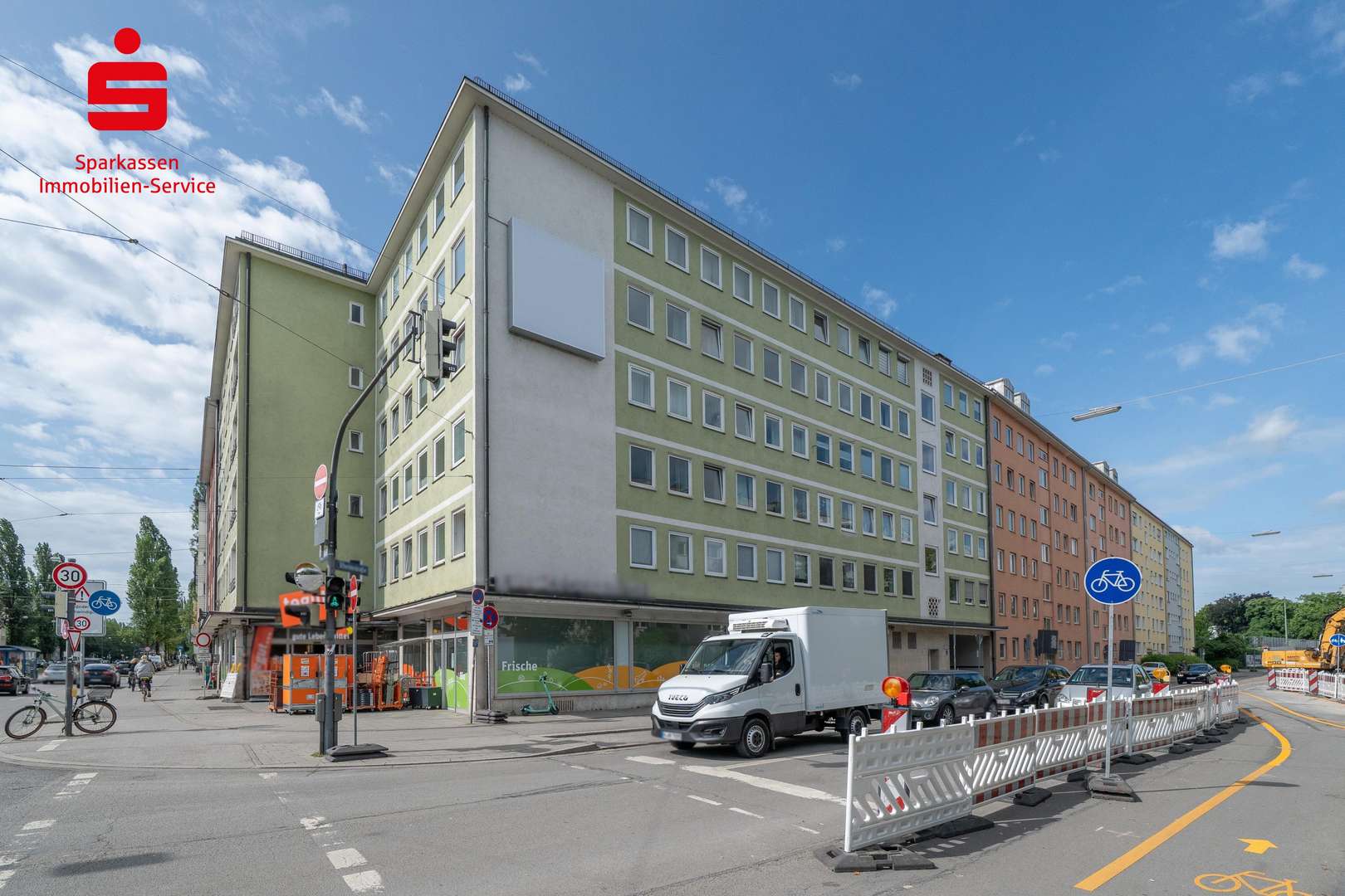Außenansicht - Etagenwohnung in 80803 München mit 55m² kaufen