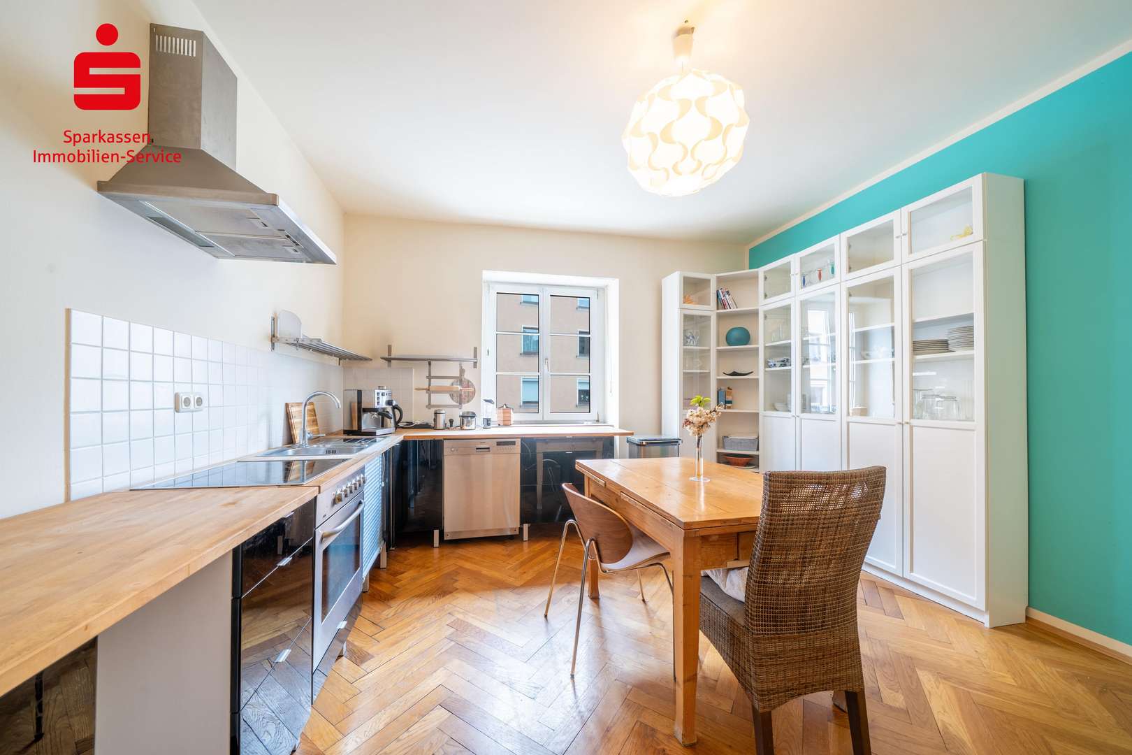 Große Wohnküche - Erdgeschosswohnung in 80687 München mit 60m² kaufen