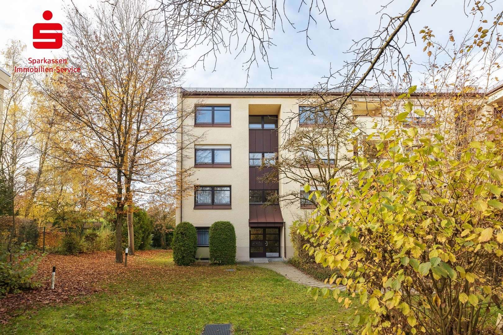 Ansicht Hof - Etagenwohnung in 81476 München mit 92m² kaufen