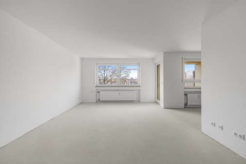 Wohn-/ Essbereich - Etagenwohnung in 81476 München mit 92m² kaufen