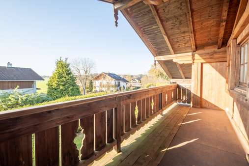 Balkon - Einfamilienhaus in 83257 Gstadt mit 193m² kaufen
