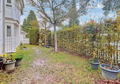 Grosszügiger Garten - Erdgeschosswohnung in 81827 München mit 109m² kaufen