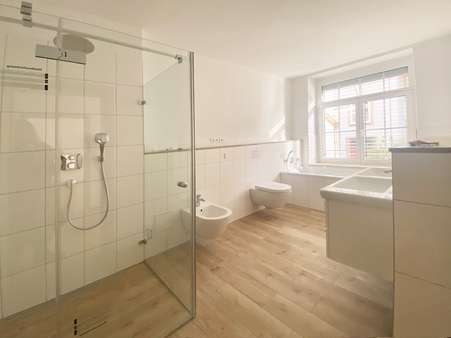 Badezimmer EG - Mehrfamilienhaus in 01099 Dresden mit 824m² kaufen
