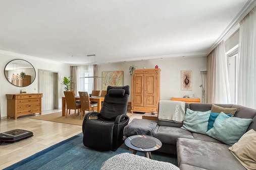 Wohnbereich Wohnbereich - Reiheneckhaus in 81827 München mit 205m² kaufen