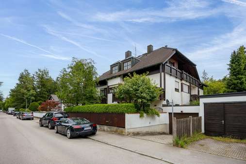 Außenansicht - Etagenwohnung in 81827 München mit 65m² kaufen