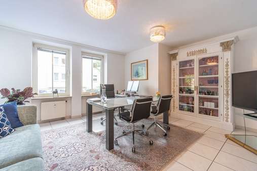 Büro, Wohnzimmer (Raum 1) - Etagenwohnung in 81673 München mit 101m² kaufen
