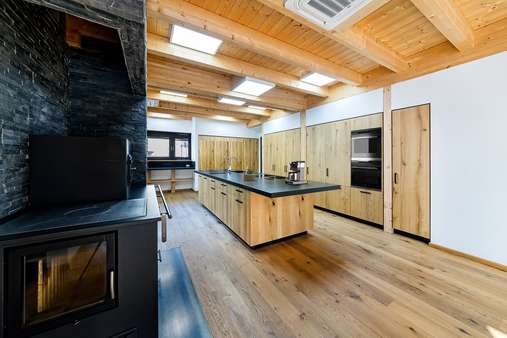 Offener Kamin mit Kochfunktion - Einfamilienhaus in 80686 München mit 147m² kaufen