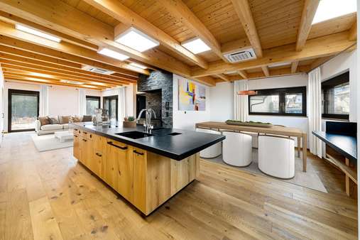 Offener Wohn- & Küchenbereich Offener Wohn- & Küchenbereich - Einfamilienhaus in 80686 München mit 147m² kaufen