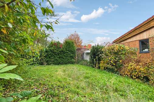 Gartenansicht - Einfamilienhaus in 84130 Dingolfing mit 205m² kaufen