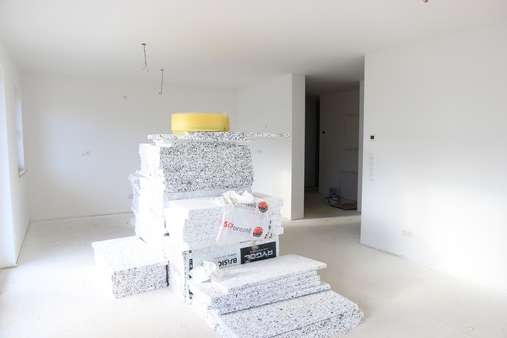 Wohn-Essbereich - Etagenwohnung in 82054 Sauerlach mit 84m² kaufen