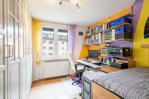 Erstes Kinderzimmer - Etagenwohnung in 81549 München mit 96m² kaufen