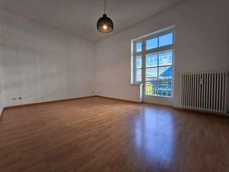 Wohnzimmer - Etagenwohnung in 81379 München mit 79m² mieten