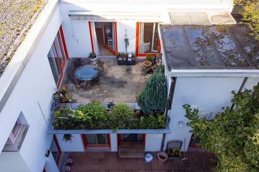 Dachterrasse in Südausrichtung - Dachgeschosswohnung in 85521 Ottobrunn mit 123m² kaufen