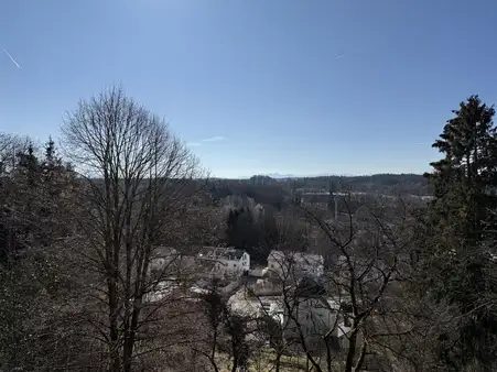 Grundstück mit Altbestand in Kirchseeon


