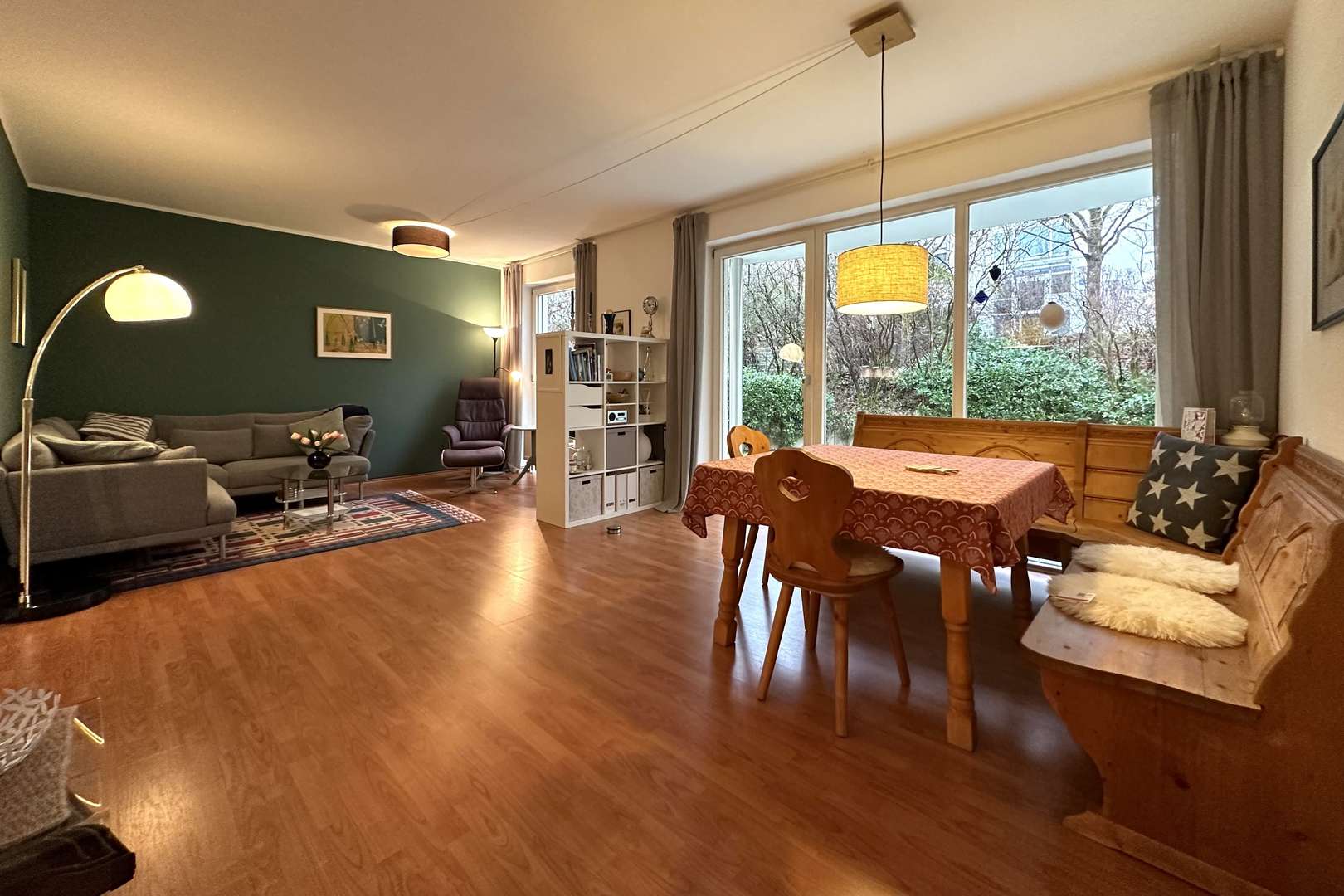 Wohnbereich - Erdgeschosswohnung in 82340 Feldafing mit 69m² mieten