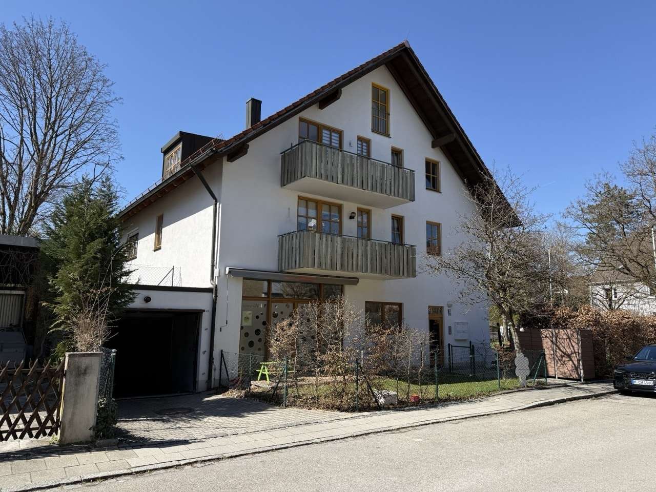 Außenansicht - Dachgeschosswohnung in 81476 München mit 51m² kaufen