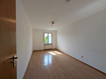 Schlafzimmer zur Westseite - Etagenwohnung in 85635 Höhenkirchen-Siegertsbrunn mit 50m² kaufen