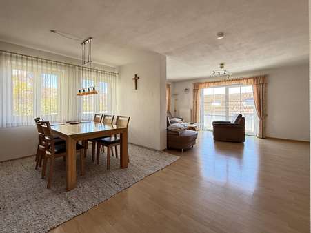 Essen/Wohnen - Doppelhaushälfte in 85560 Ebersberg mit 120m² kaufen