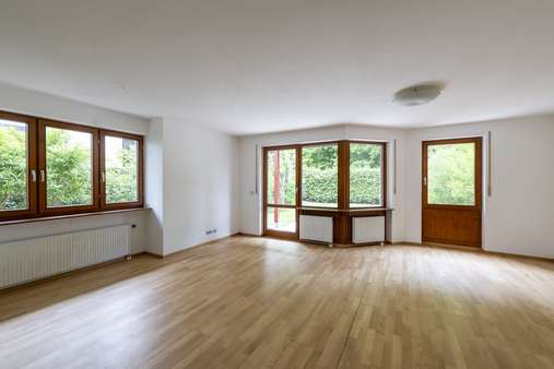 Wohn- und Essbereich - Reiheneckhaus in 85630 Grasbrunn mit 125m² kaufen