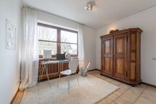 Arbeitszimmer - Maisonette-Wohnung in 82152 Krailling mit 125m² kaufen