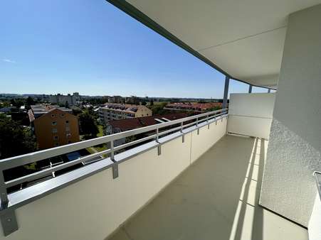 Sanierter Westbalkon - Etagenwohnung in 82110 Germering mit 82m² kaufen