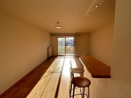 Wohn-/ Essbereich - Erdgeschosswohnung in 85604 Zorneding mit 58m² mieten