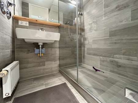 Modernes Duschbad - Etagenwohnung in 80805 München mit 29m² kaufen