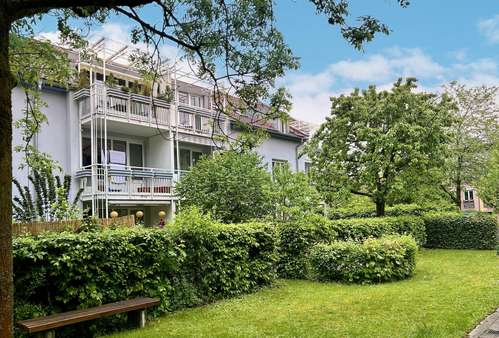 Rückseite - Etagenwohnung in 85609 Aschheim mit 53m² kaufen