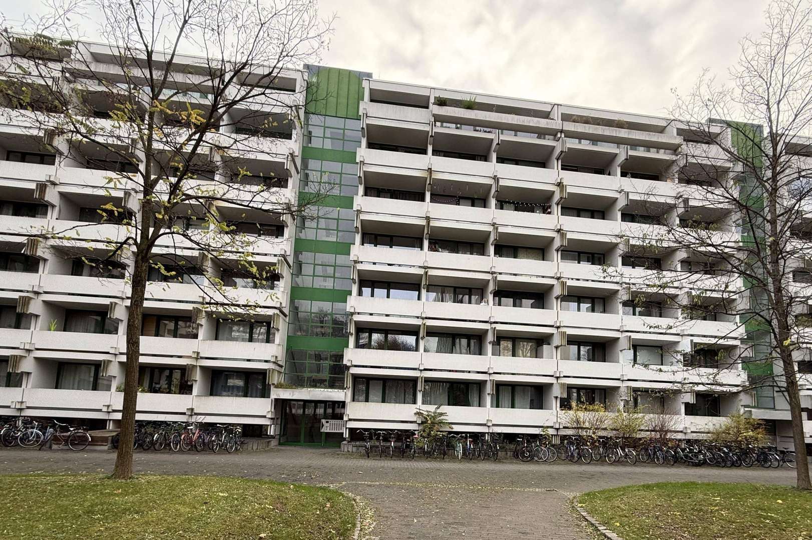 Außenfoto Außenfoto - Etagenwohnung in 81669 München mit 83m² kaufen
