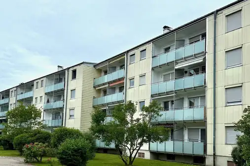 Große, gepflegte 4-Zimmer-ETW nahe S-Bahnhof