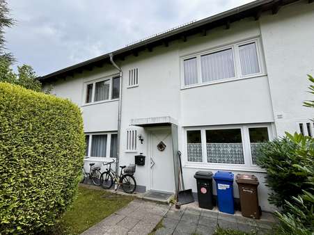 Außenansicht Außenansicht - Reihenmittelhaus in 81477 München mit 166m² mieten
