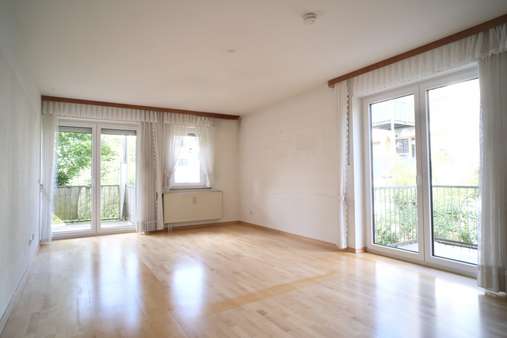 Wohnzimmer Wohnzimmer - Etagenwohnung in 85614 Kirchseeon mit 85m² kaufen