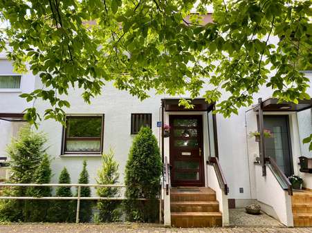 Nordseite Nordseite - Reihenmittelhaus in 82024 Taufkirchen mit 117m² kaufen