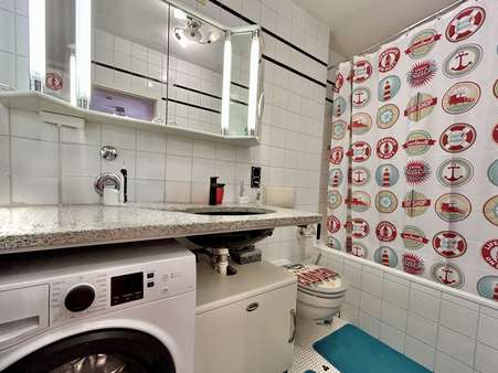 Wannenbad Wannenbad - Etagenwohnung in 85551 Kirchheim mit 82m² kaufen