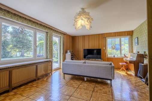 Wohnzimmer mit Charme Wohnzimmer mit Charme - Einfamilienhaus in 85579 Neubiberg mit 100m² kaufen