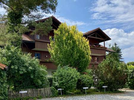 Nord-West Seite Nord-West Seite - Etagenwohnung in 82054 Sauerlach mit 70m² kaufen