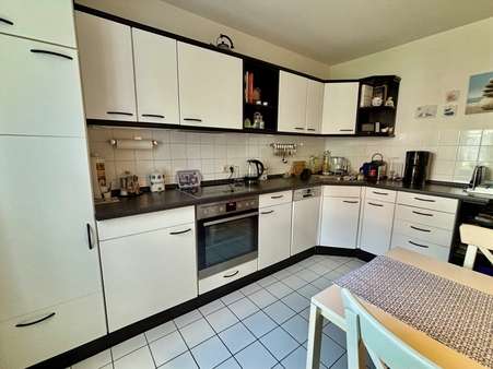 Küche - Erdgeschosswohnung in 85635 Höhenkirchen-Siegertsbrunn mit 83m² kaufen