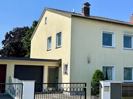 DHH mit großem Garten - Feldkirchen
