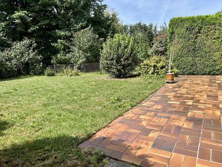 Große Terrasse Große Terrasse - Doppelhaushälfte in 85622 Feldkirchen mit 120m² kaufen